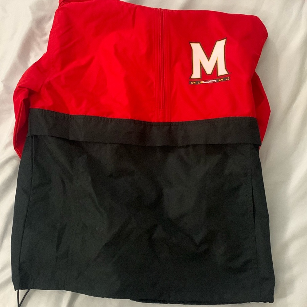 Champion University of Maryland raincoat size Small
